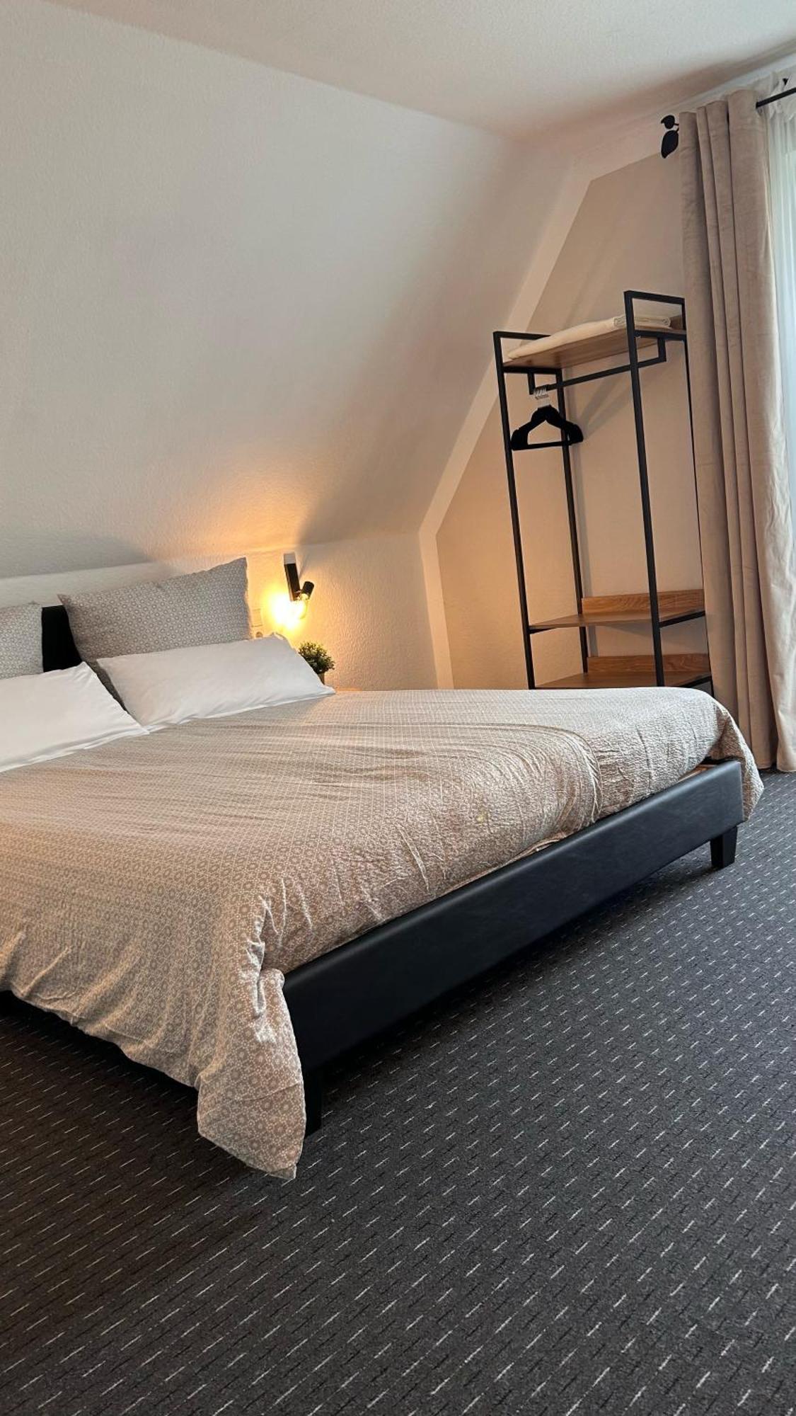 Haus Uebernachtenswert Cochem Mosel Экстерьер фото