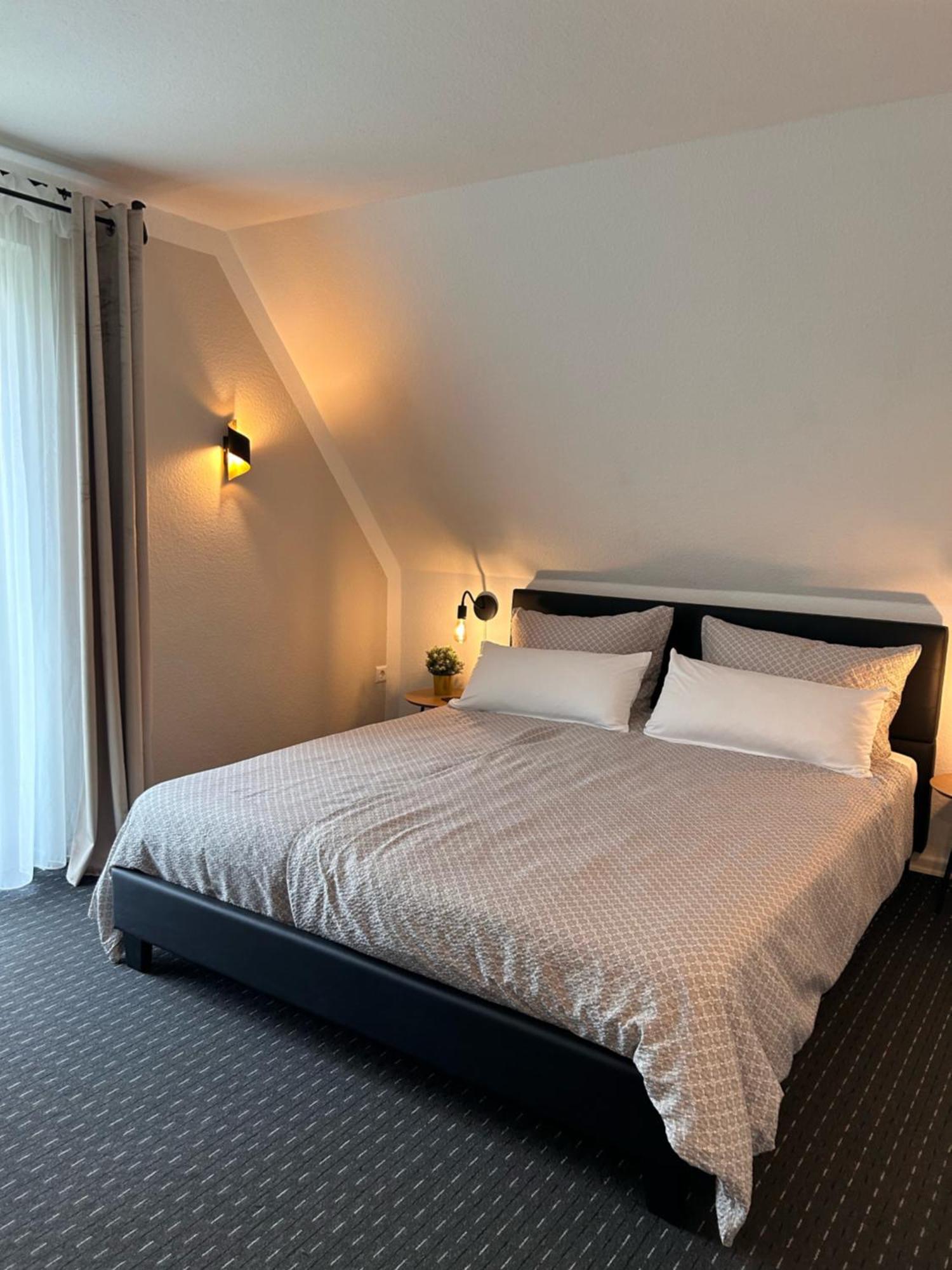 Haus Uebernachtenswert Cochem Mosel Экстерьер фото